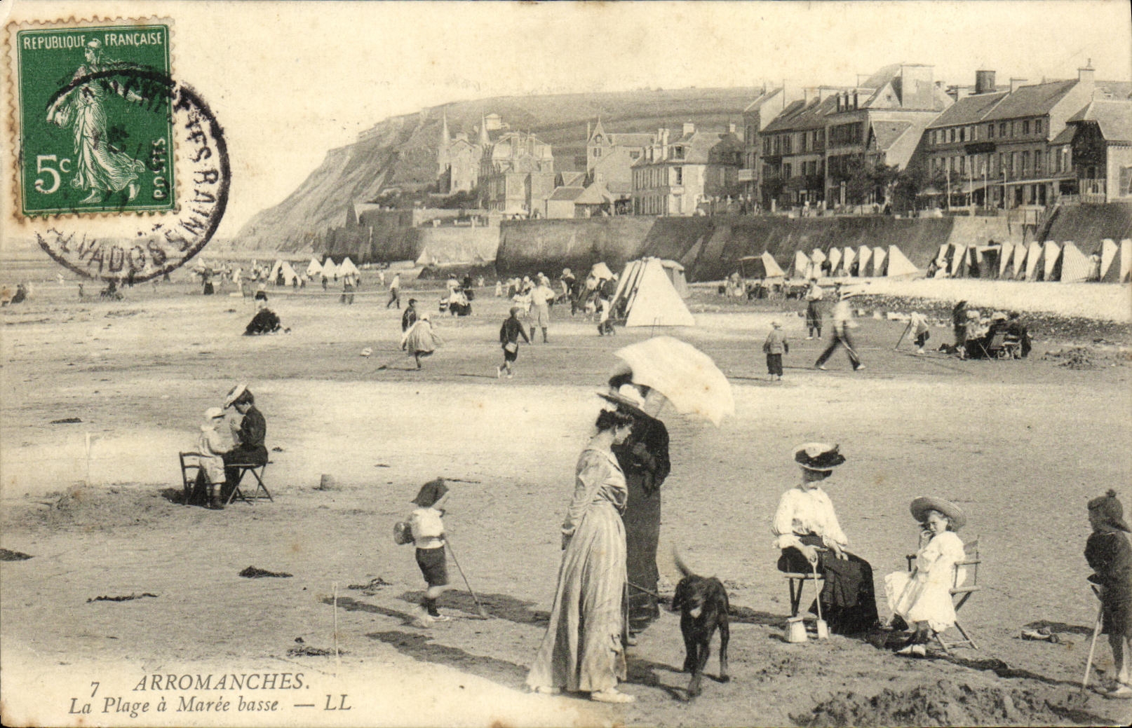 Arromanches — La Plage à Marée basse — LL