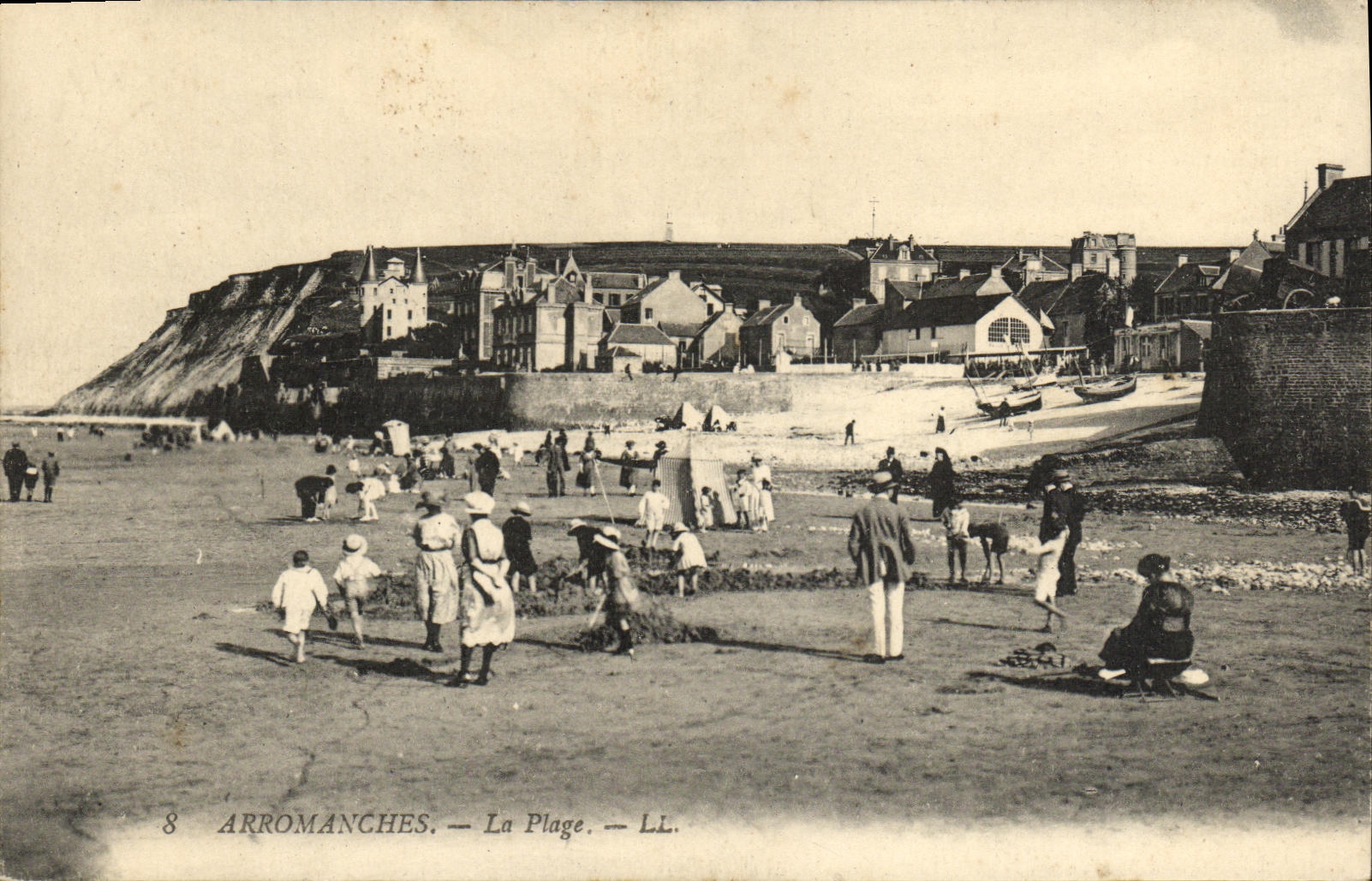 Arromanches — La Plage — LL.