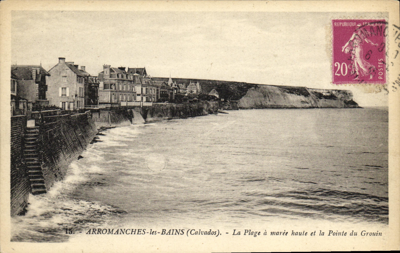 Arromanches-les-Bains (Calvados) — La Plage à marée haute et la Pointe du Grouin — éditeur Artaud, Nantes, n°15