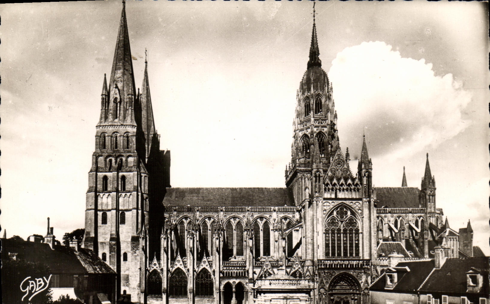 Bayeux — La Cathédrale Notre-Dame — Éditions GABY