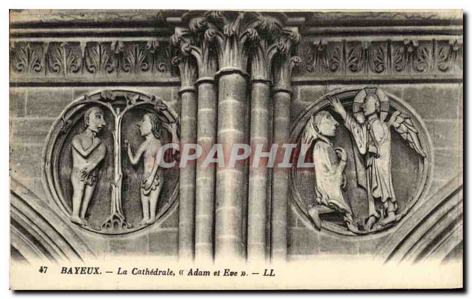 CPA Bayeux La Cathedrale Adam et Eve