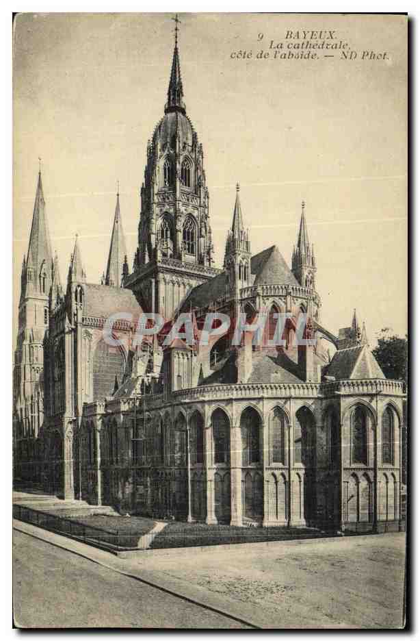 Bayeux — La cathédrale, côté de l'abside — ND Phot.
