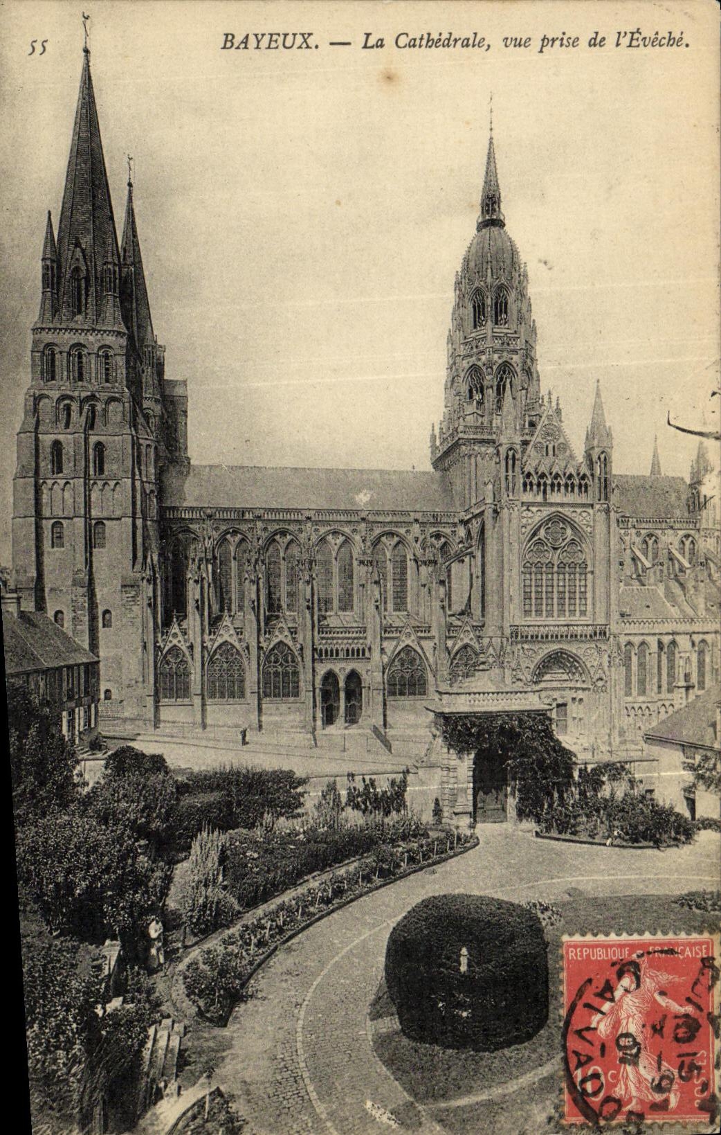 Bayeux — Ansicht der Kathedrale, aufgenommen vom Bischofssitz — unbekannter Verleger, Nr. 55