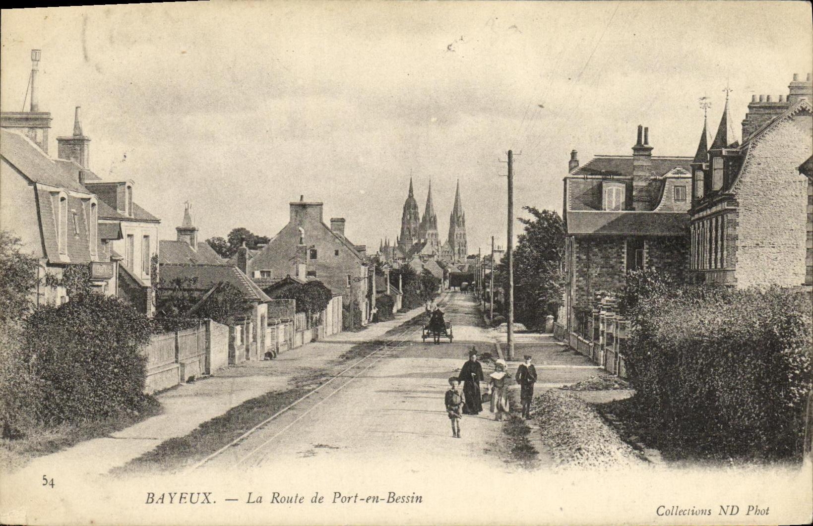Bayeux — Die Route nach Port-en-Bessin — Collections ND Phot