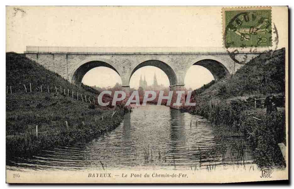 CPA Bayeux Le Pont du Chemin de Fer
