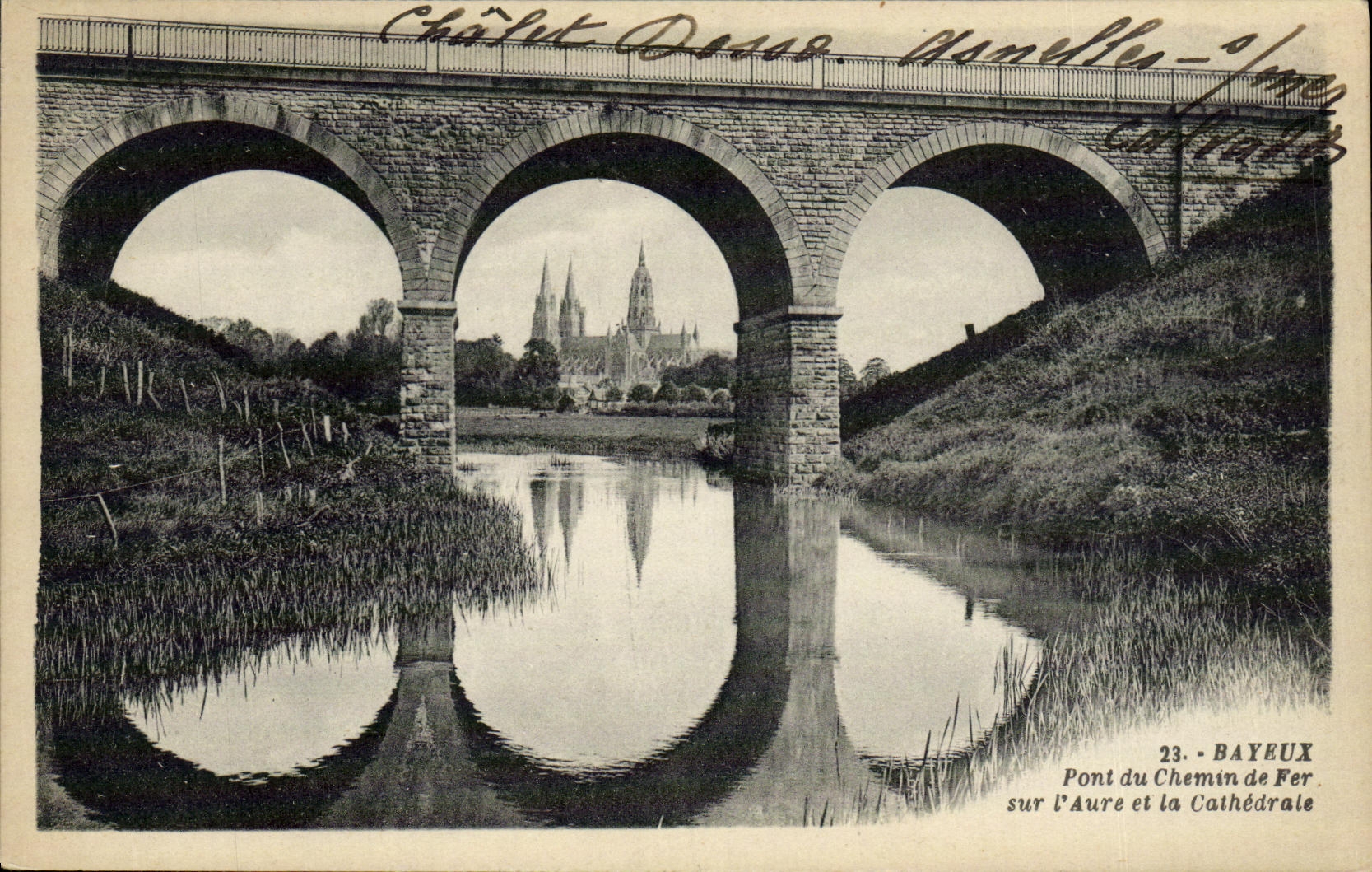 Bayeux — Pont du Chemin de Fer sur l'Aure et la Cathédrale — éditeur J. Arnaud, n°23