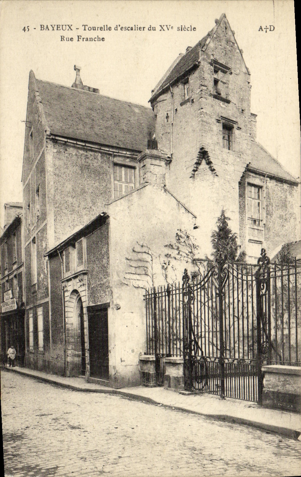 Bayeux - Tourelle d'escalier du XVème siècle - Rue Franche