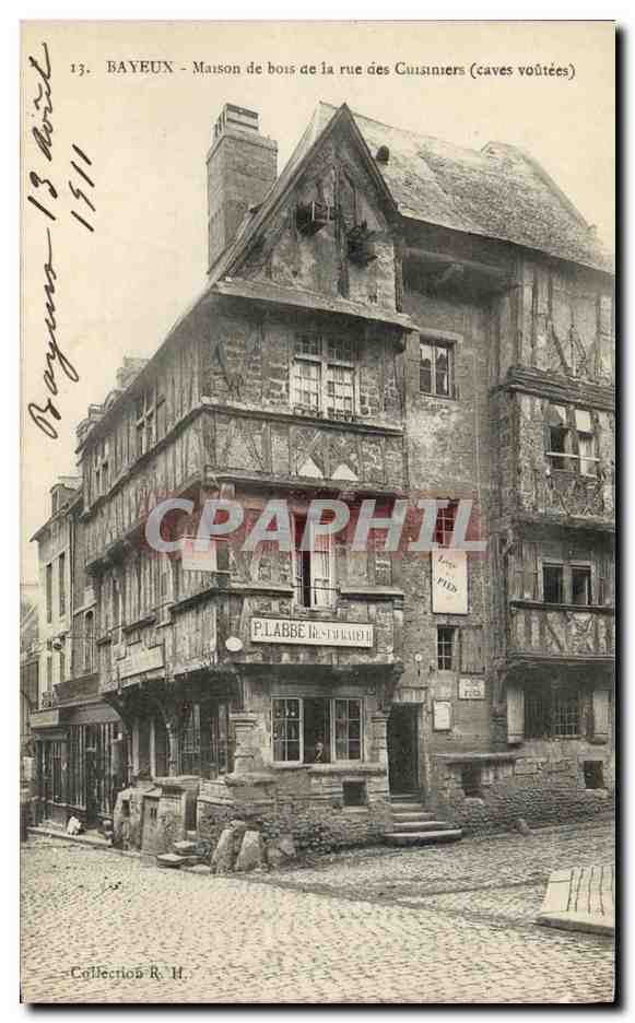 Bayeux - Maison de bois de la rue des Cuisiniers (caves voûtées) — P. Labbé — n°13