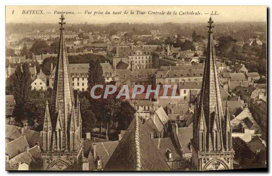 Bayeux — Panorama — Vue prise du haut de la Tour Centrale de la Cathédrale — LL.