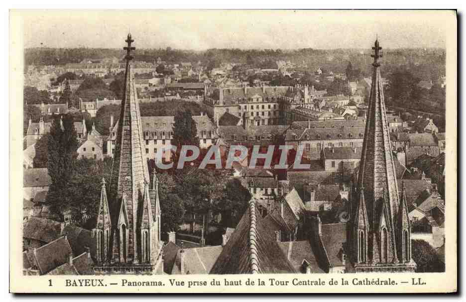 Bayeux — Panorama. Vue prise du haut de la Tour Centrale de la Cathédrale — LL.