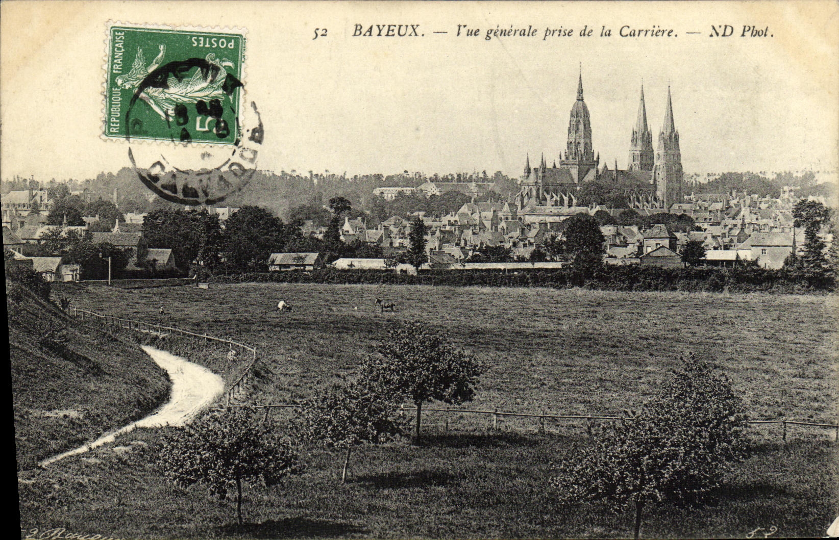 Bayeux — Vue générale prise de la Carrière — ND Phot.