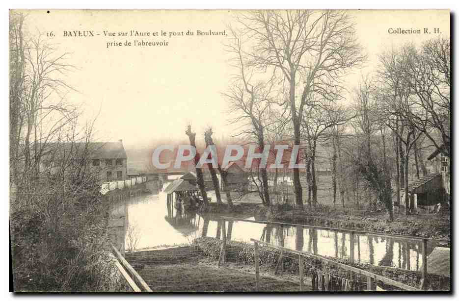 Bayeux — Vue sur l'Aure et le pont du Boulvard, prise de l'abreuvoir — Collection R. H.