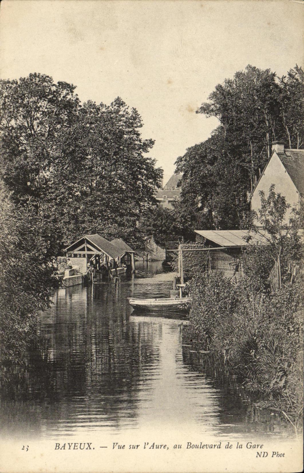 Bayeux — Vue sur l'Aure, au Boulevard de la Gare — ND Phot