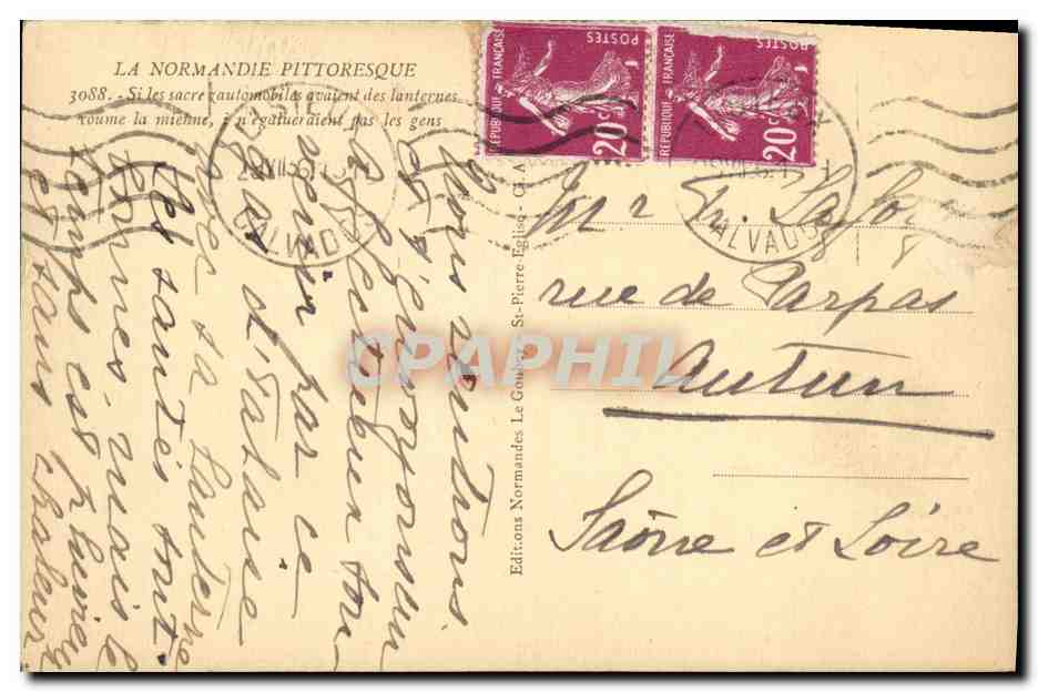 Homme en chapeau haut de forme et pipe — La Normandie pittoresque — Éditions Normandes, Le Gouffre — Reverso