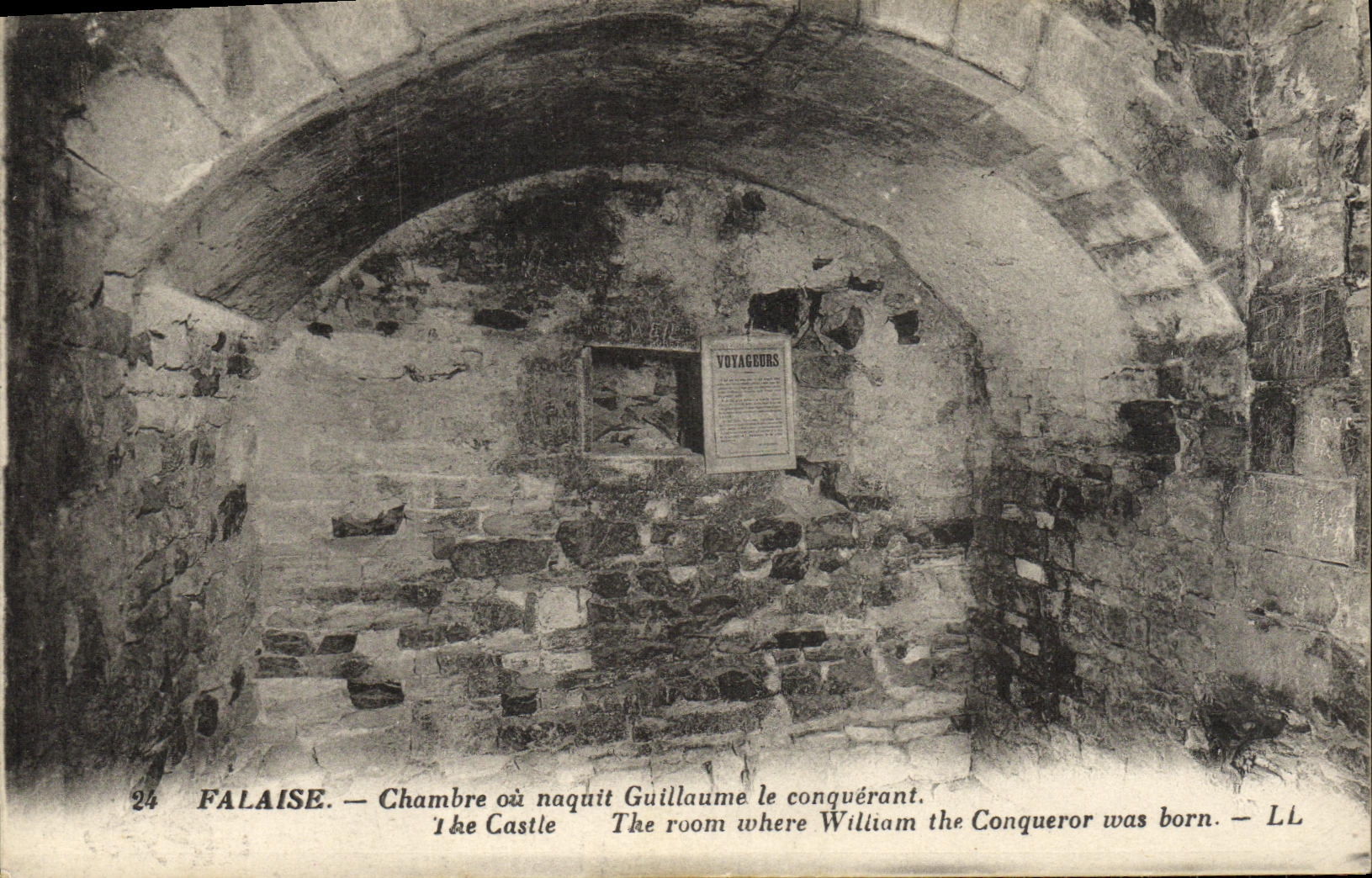 FALAISE — Chambre où naquit Guillaume le Conquérant — LL