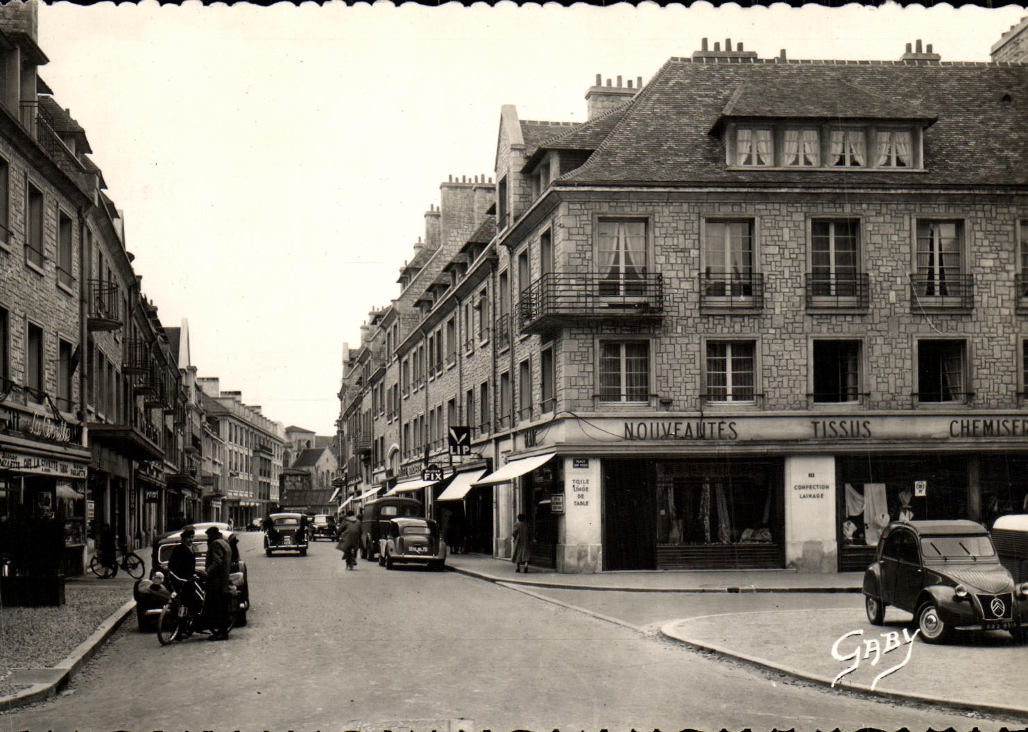 FALAISE (Calvados) - Rue de la Pelleterie — Éditeur Gaby, n° de série non visible