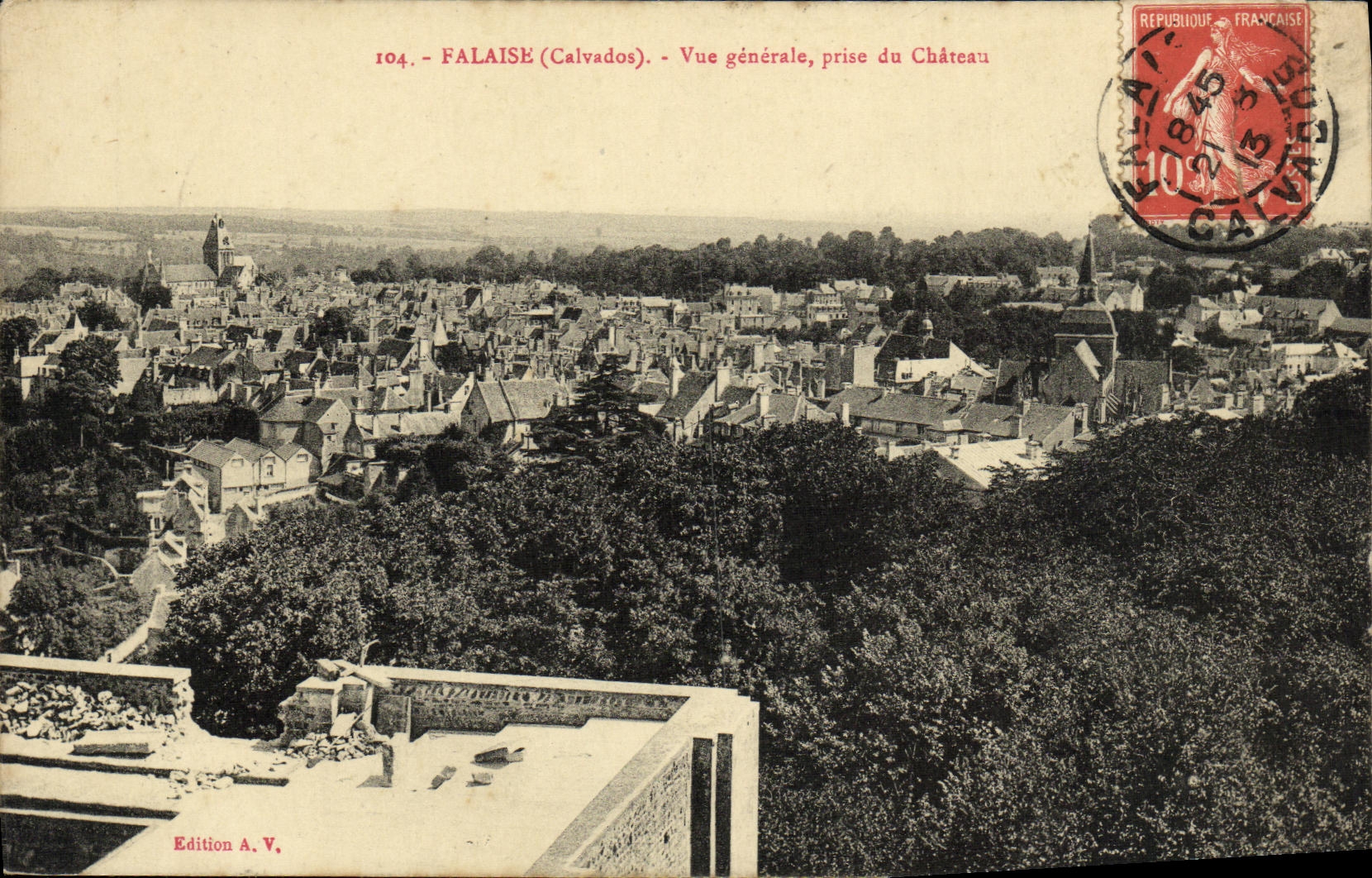 Falaise (Calvados) — Vista general tomada desde el Castillo — Édition A.V. n°104