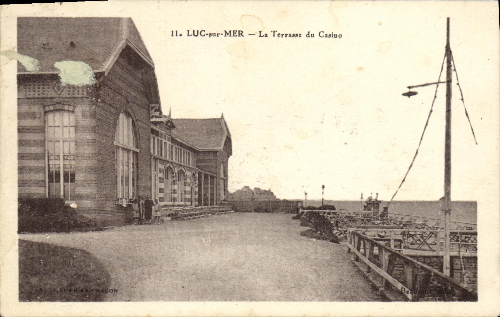 CPA Luc Sur Mer La Terrasse Casino