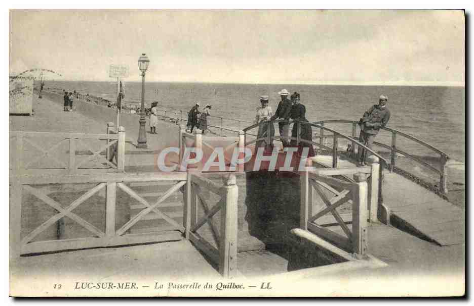 CPA Luc Sur Mer La Digue et la Passerelle du Quilhoc