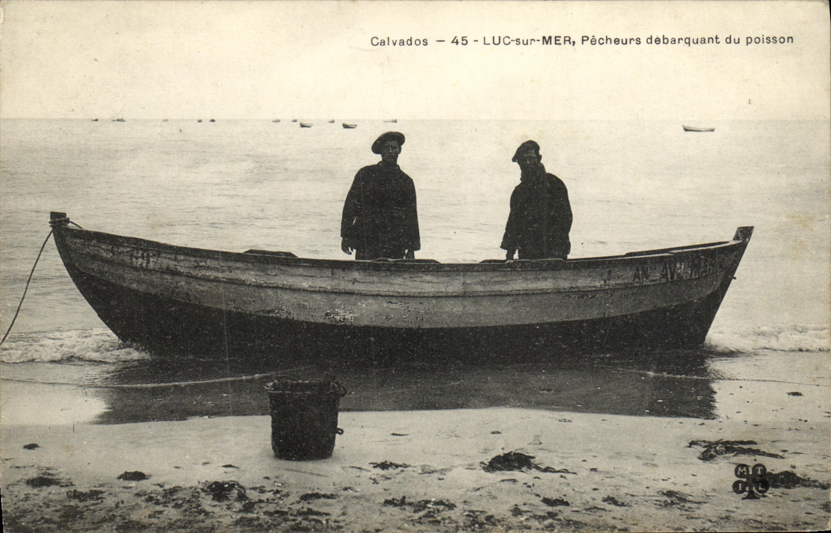 Luc-sur-Mer — Fischer, die Fisch entladen — Calvados 45