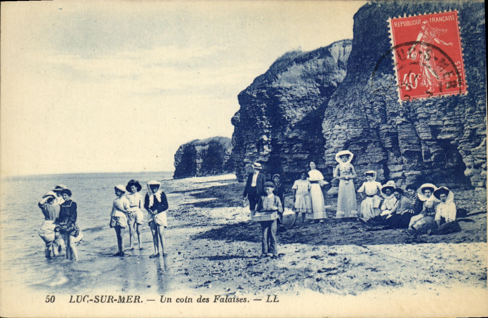 LUC-SUR-MER — Un coin des Falaises — LL