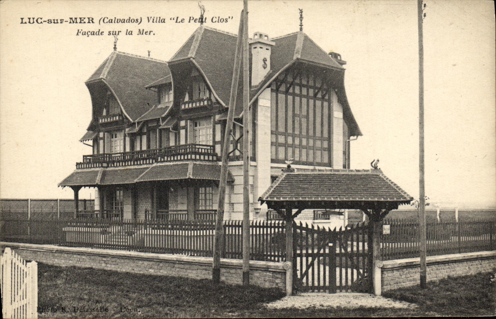 Luc-sur-Mer (Calvados) — Villa 'Le Petit Clos' — Façade sur la Mer — Éditeur : R. Delacaille - Dorn