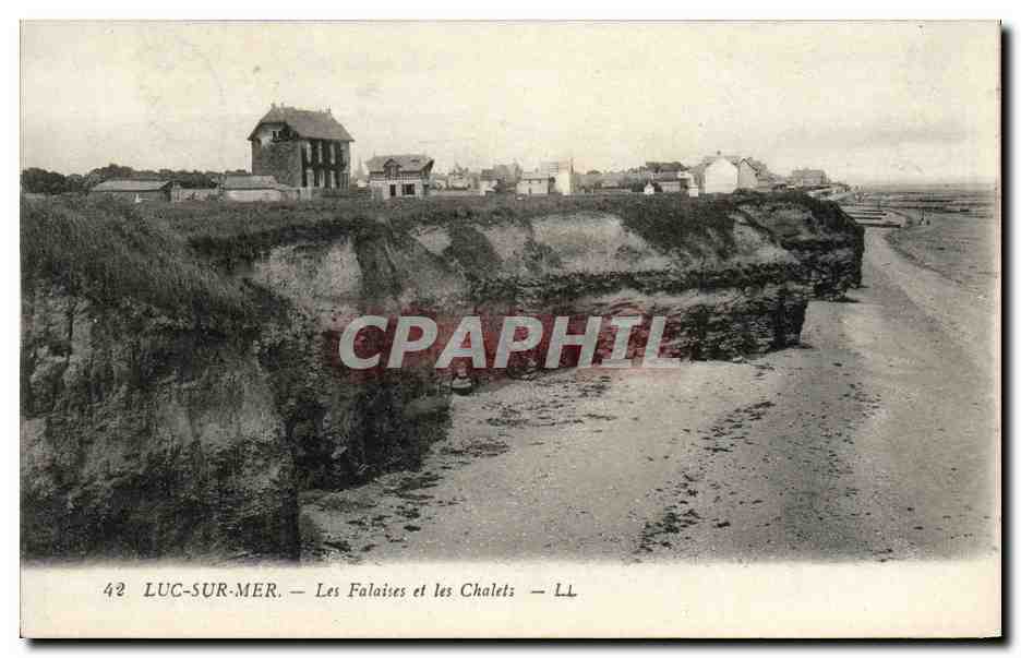 CPA Luc Sur Mer les Falaises et les Chalets