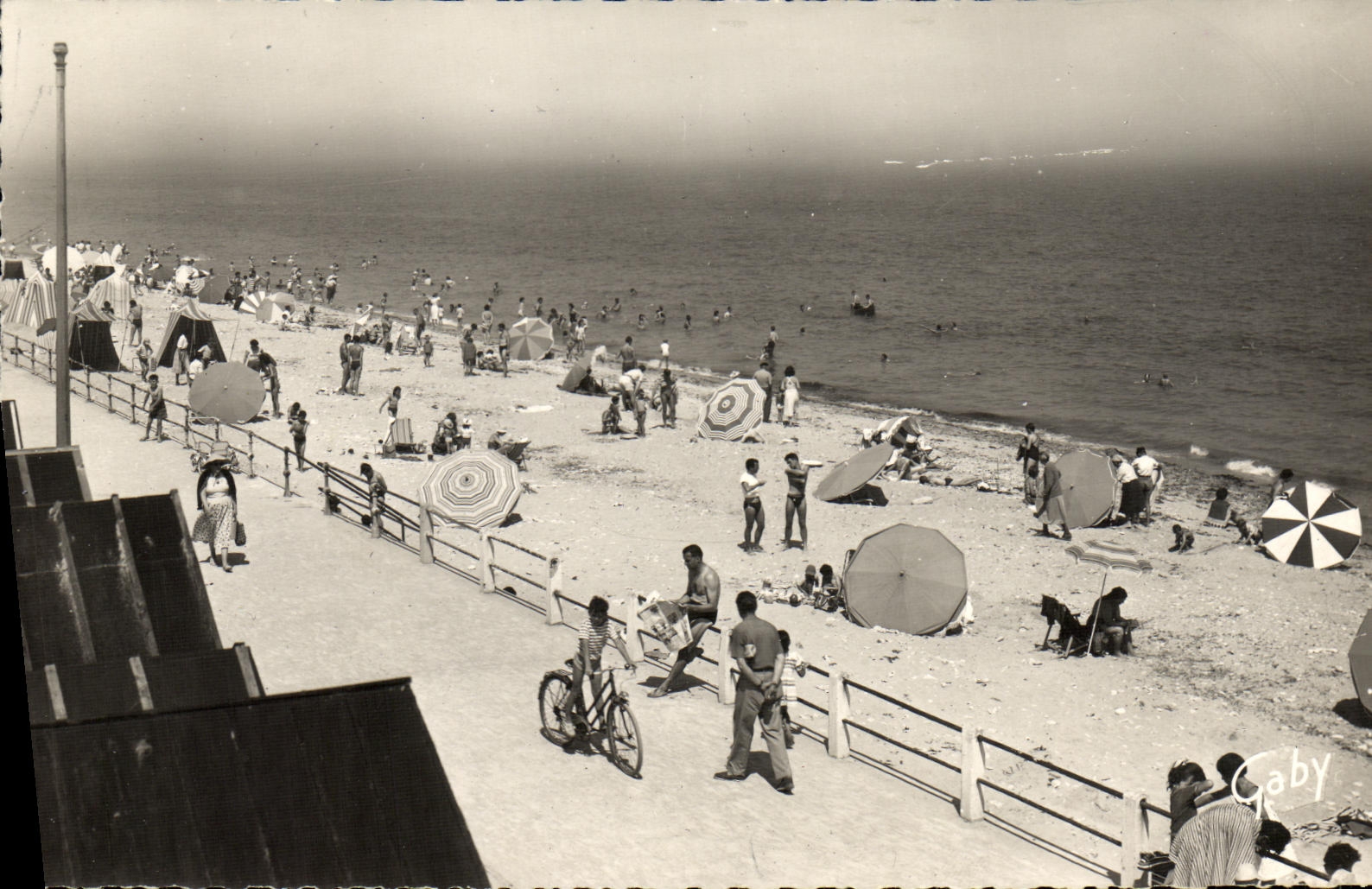 Luc-sur-Mer — Die Strand — Editions Gaby