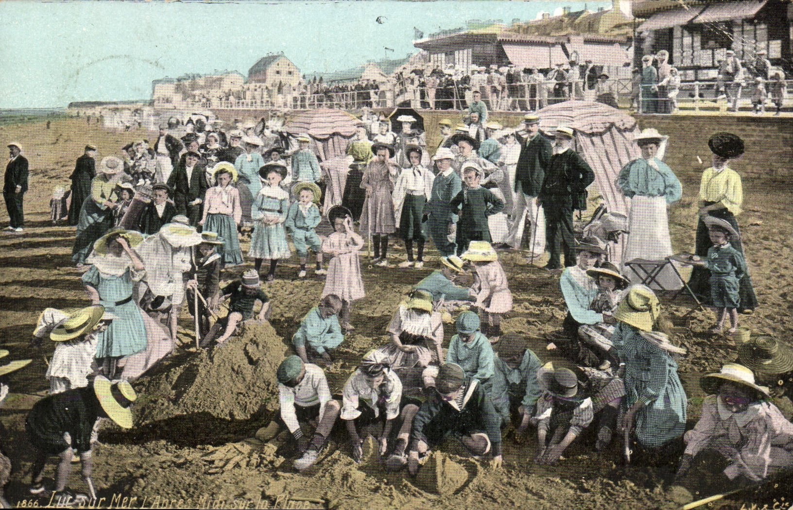 CPA Luc Sur Mer La Plage et le Bain Enfants