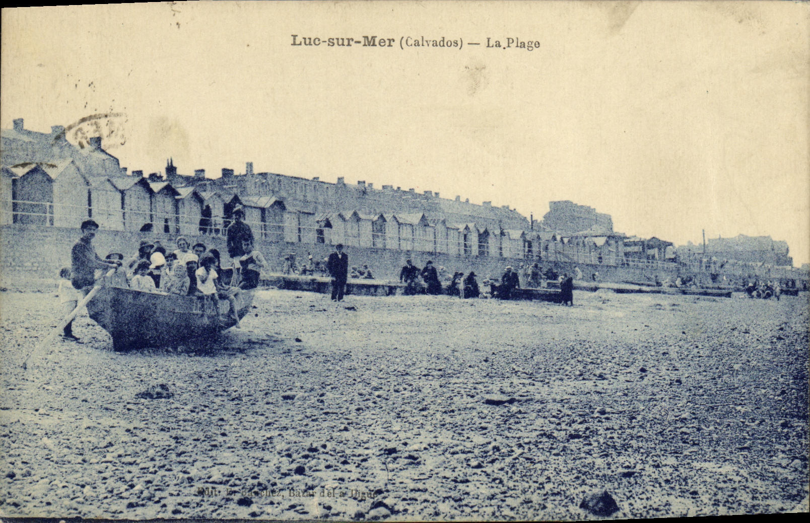 CPA Luc Sur Mer La Plage Enfants Bateau