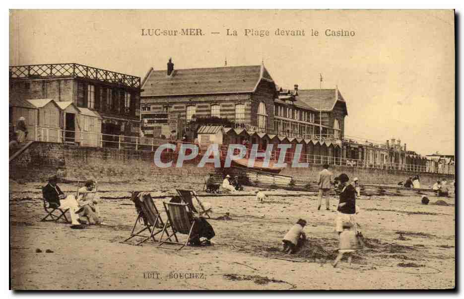 CPA Luc Sur Mer La Plage Devant le Casino