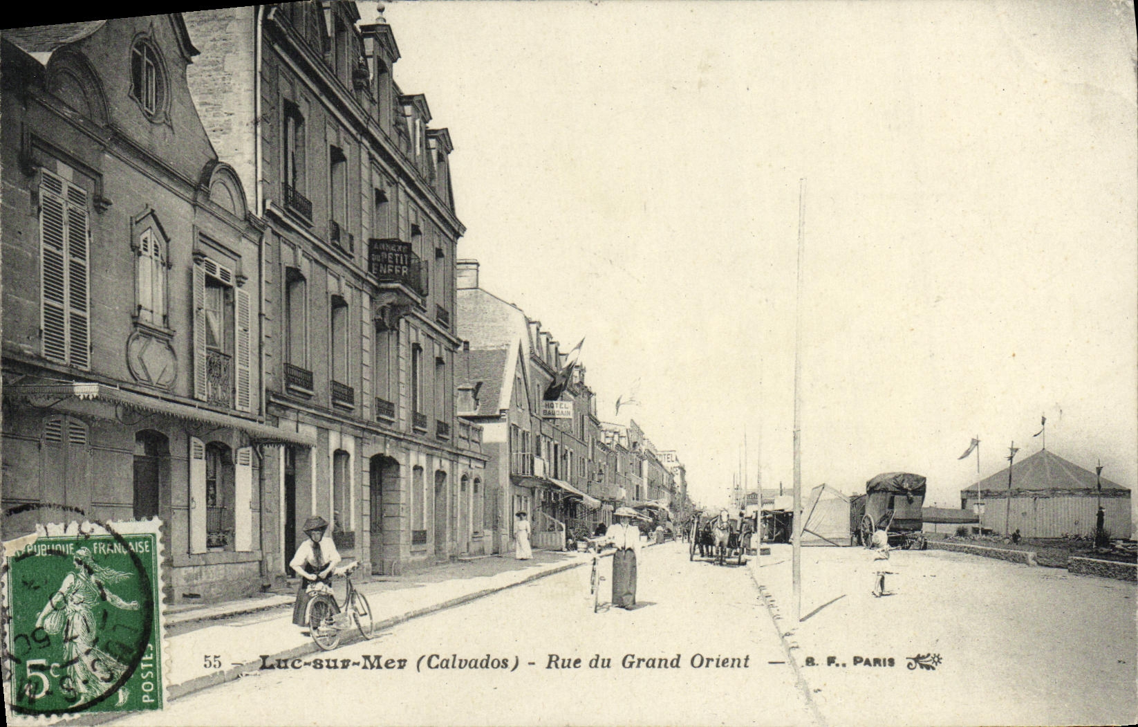 Luc-sur-Mer (Calvados) — Rue du Grand Orient — B.F. Paris