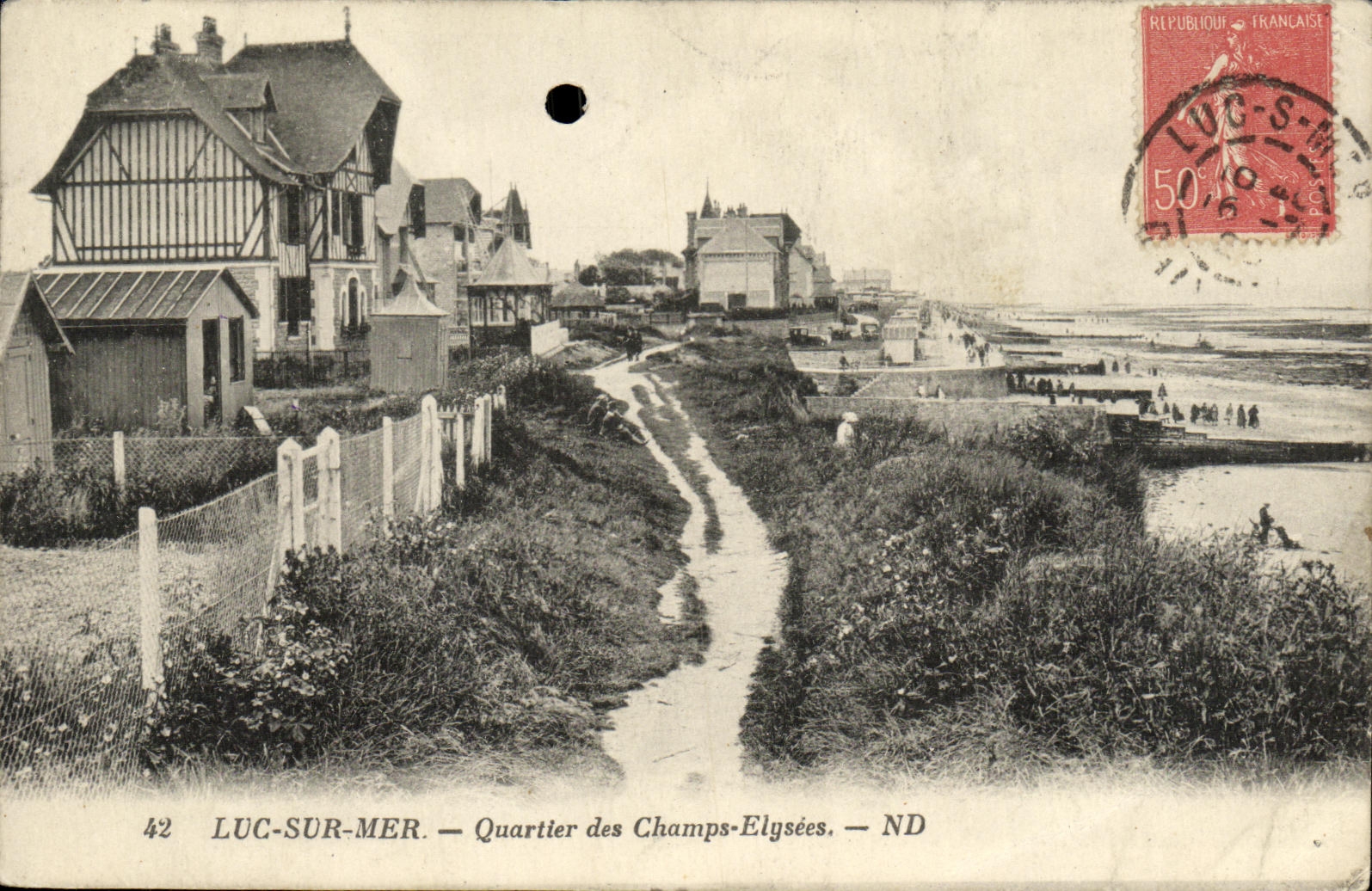 CPA Lac Sur Mer Quartier des Champs Elysees