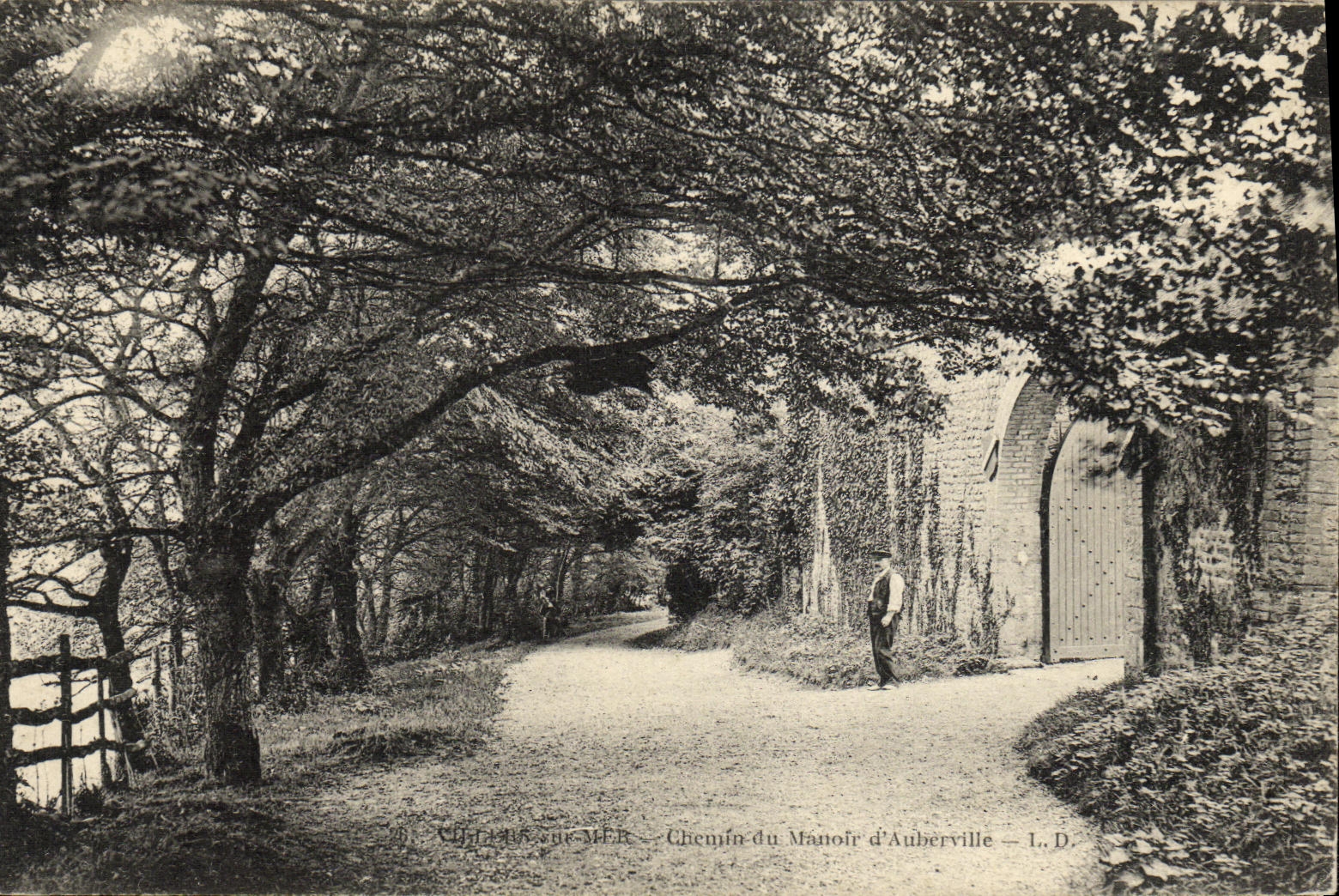 Cherbourg-sur-Mer — Chemin du Manoir d'Auberville — I. D.