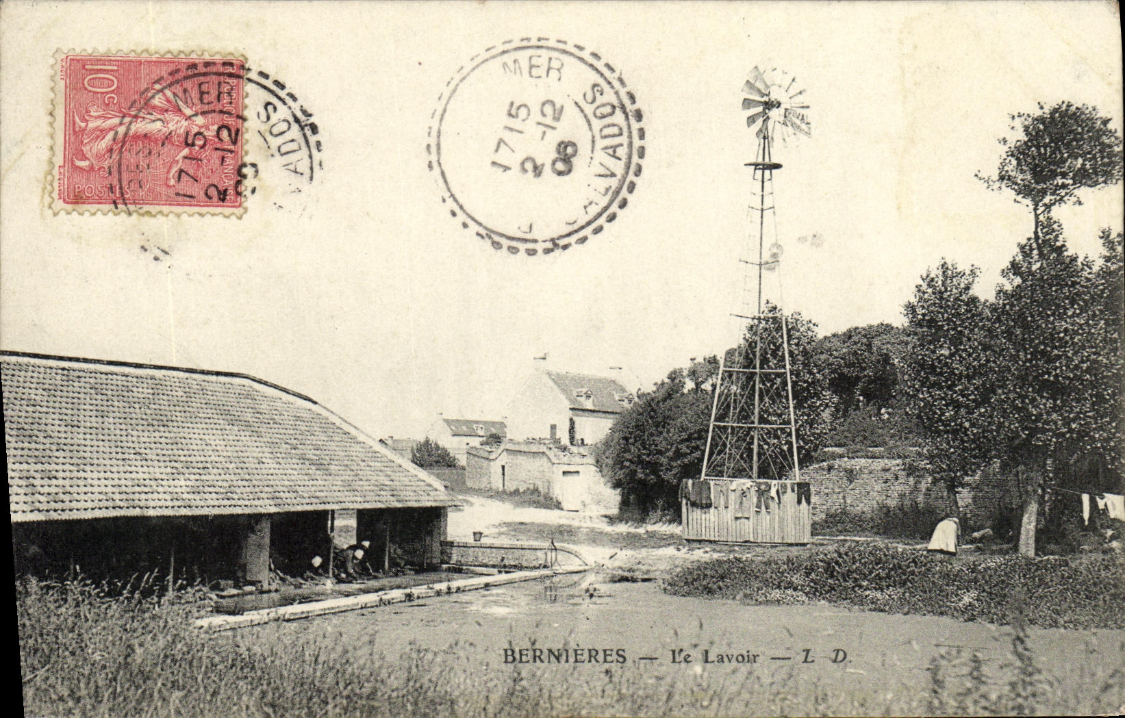 CPA Bernieres Sur Mer Le Lavoir