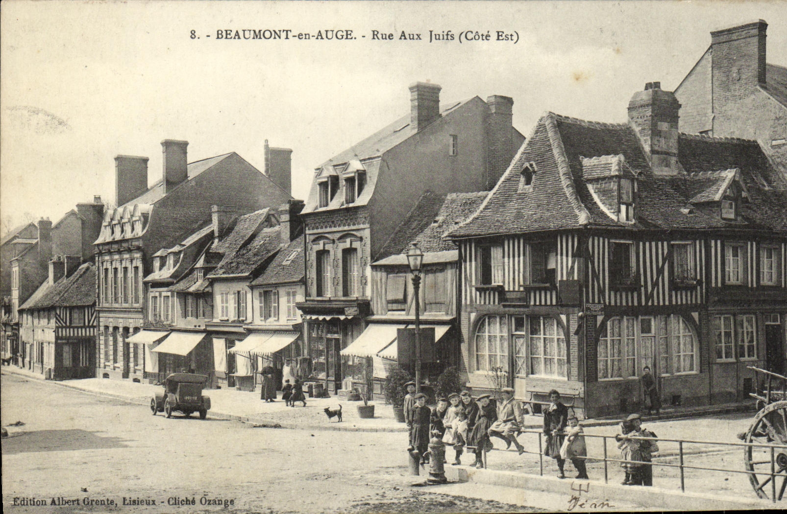 CPA Beaumont en Auge Rue Aux Juifs Enfants Judaica