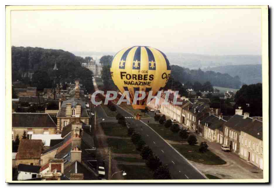 Photo montee sur une carte Balleroy Ballon dirigeable Forbes Magazine 