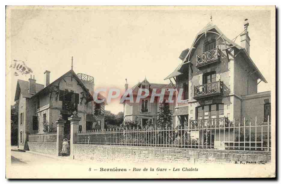 Bernières - Straße der Station - Die Chalets — B. R., Paris