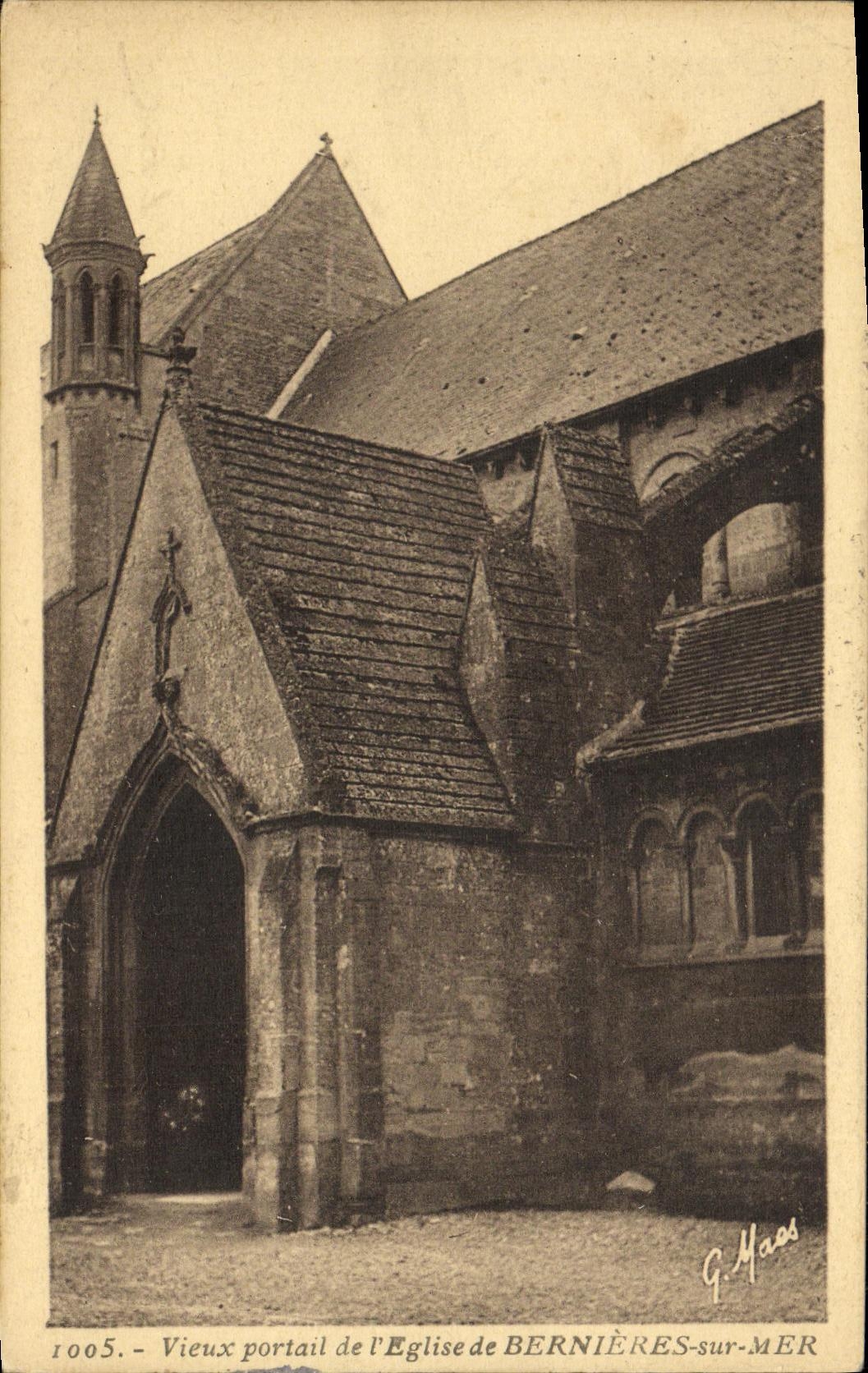 Vieux portail de l'Église de Bernières-sur-Mer — G. Maas, n° 1005