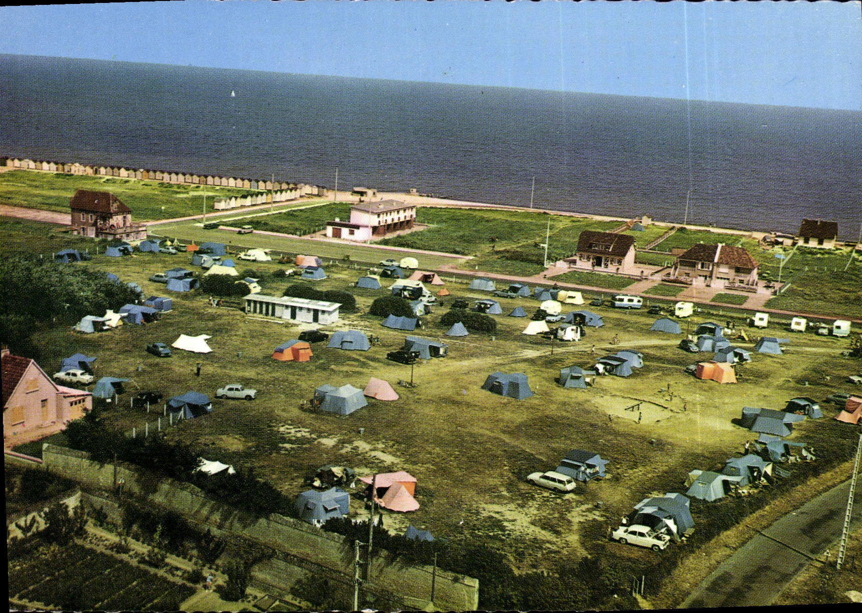 Bernières-sur-Mer — Camping — Éditions SOFAR