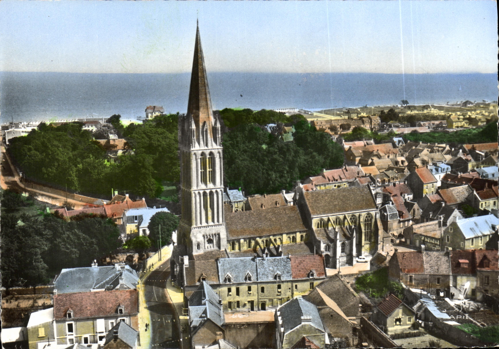 CPM Bernieres sur Mer L Eglise