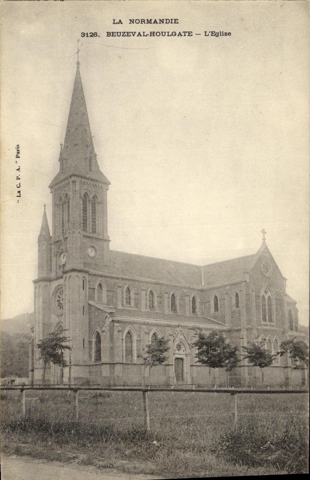 CPA Beuzeval Houlgate L Eglise