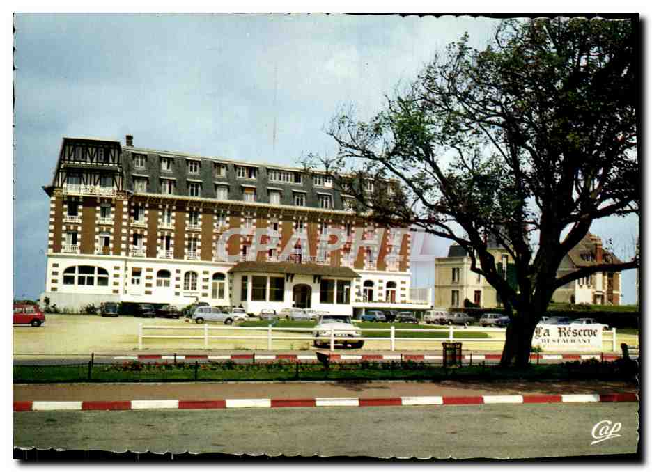 CPM Blonville sur Mer Le Grand Hotel