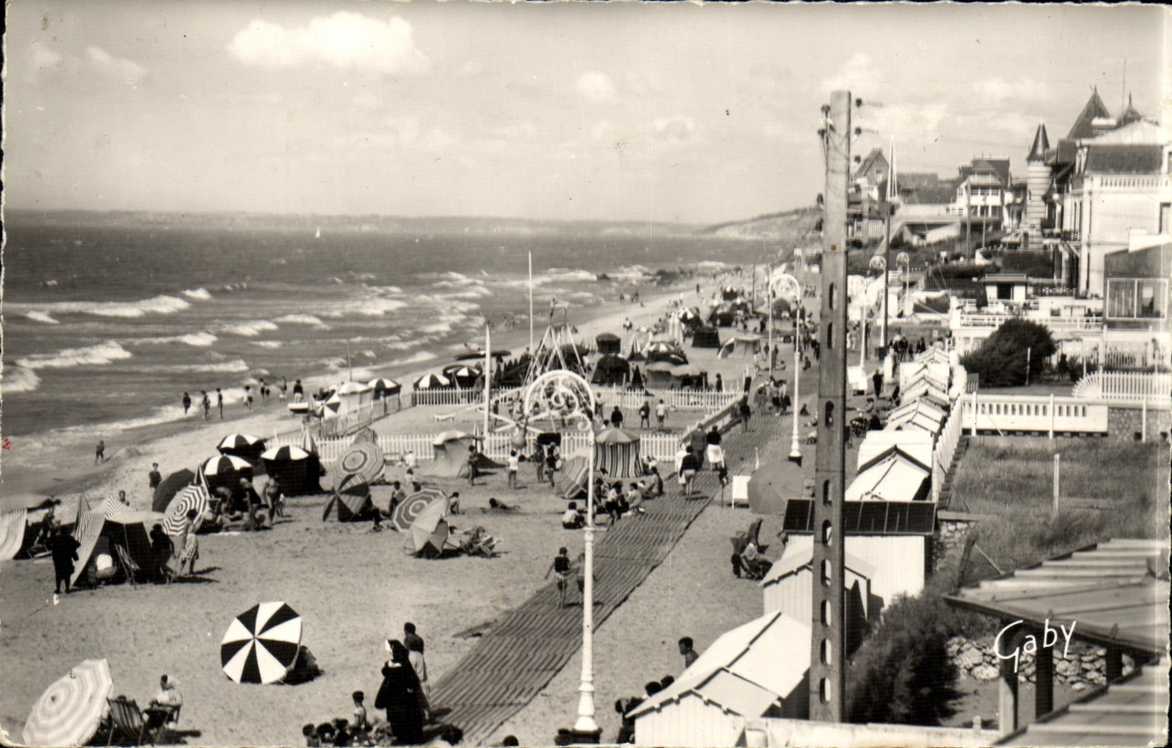 Blonville-sur-Mer — Plage et attractions — Éditions Gaby
