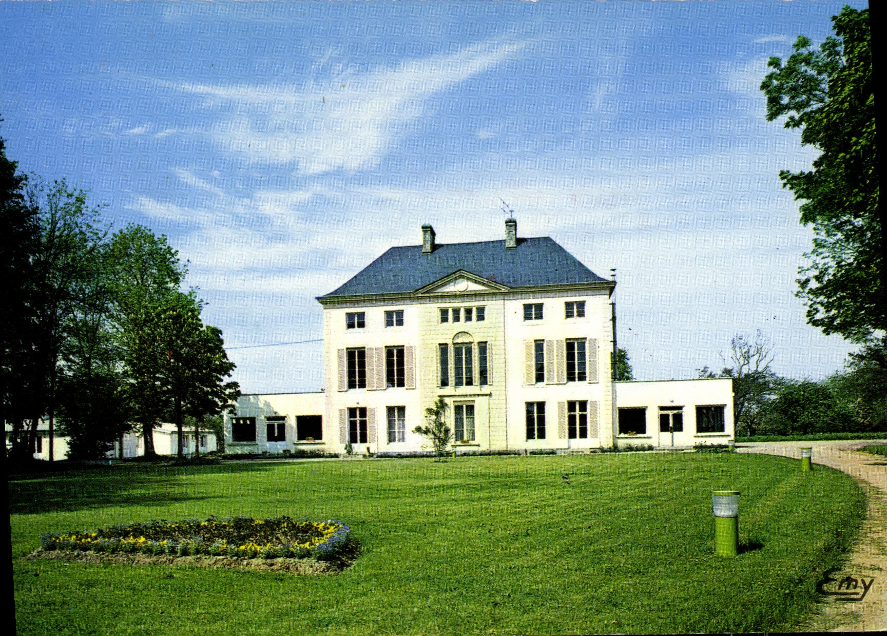 Maison Familiale de Vacances à Breville-les-Monts — Éditions Couleurs Naturelles, n°2