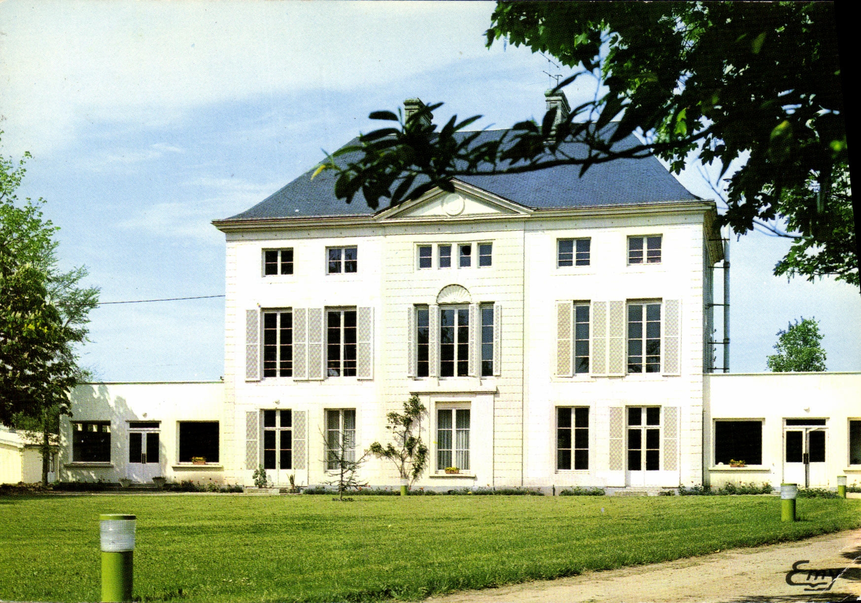 Maison Familiale de Vacances à Breville-les-Monts — Éditions Normandies Le Goudey