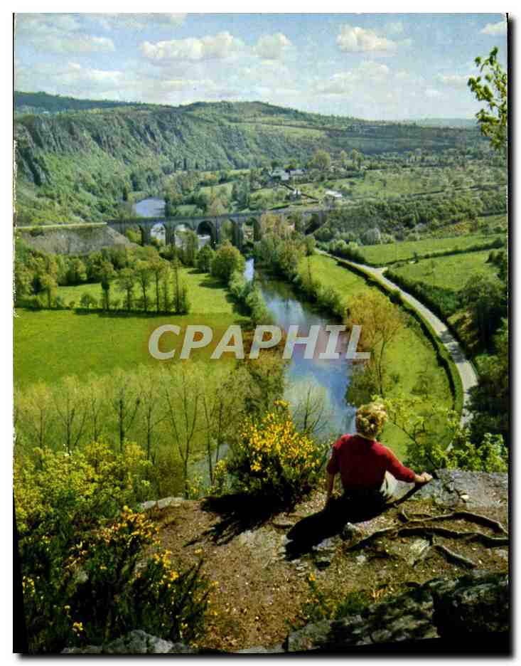 Vallée de l'Orne à Clécy — La Suisse Normande — Éditions d'Art 'YVON', Paris