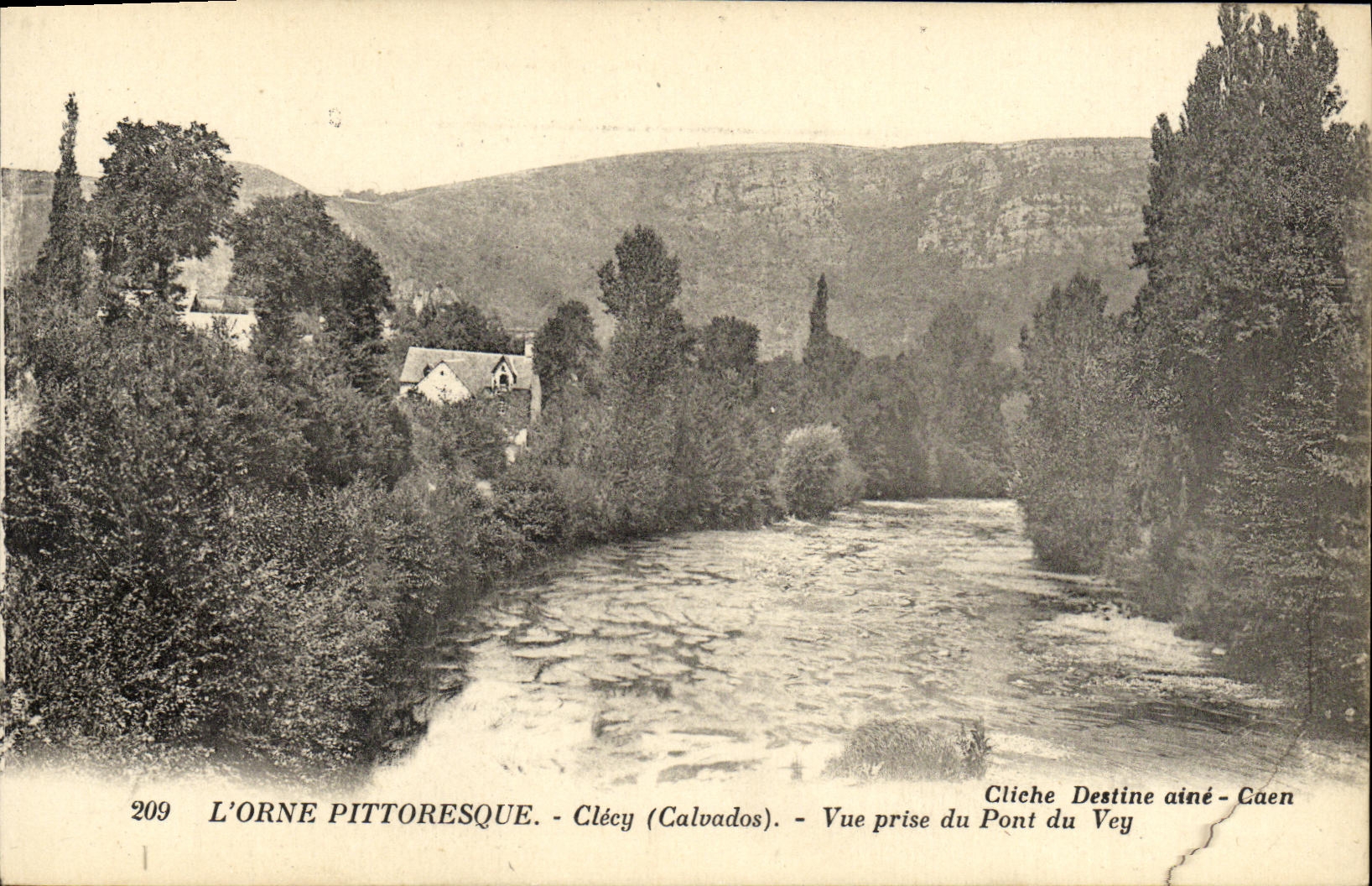 L'Orne pittoresque - Clécy (Calvados) - Vue prise du Pont du Vey — Cliche Destine aîné - Caen
