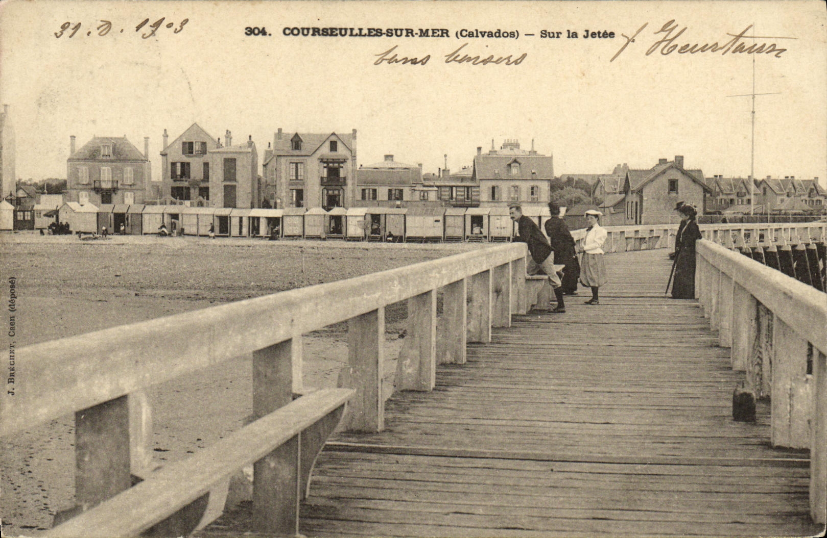 CPA Courseulles Sur Mer Sur la jetee 