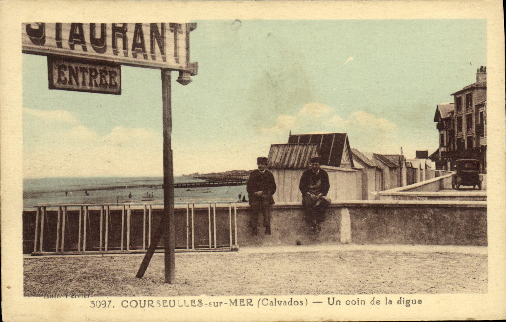 COURSEULLES-sur-MER (Calvados) — Un coin de la digue — Éditeur : Bulte-Percier, n° 3097
